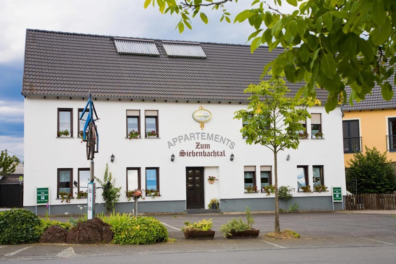 Landgasthof Zum Siebenbachtal Strotzbusch Exterior photo