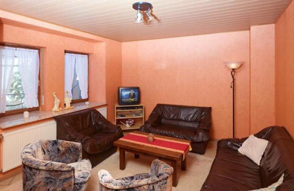 Landgasthof Zum Siebenbachtal Strotzbusch Room photo
